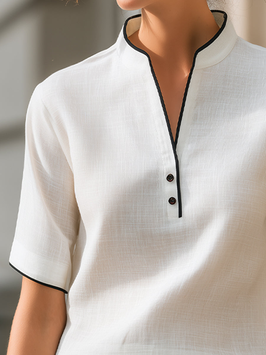 Contrast Trim Notch Collar Short Sleeve Blouse With Minimal Button Placket