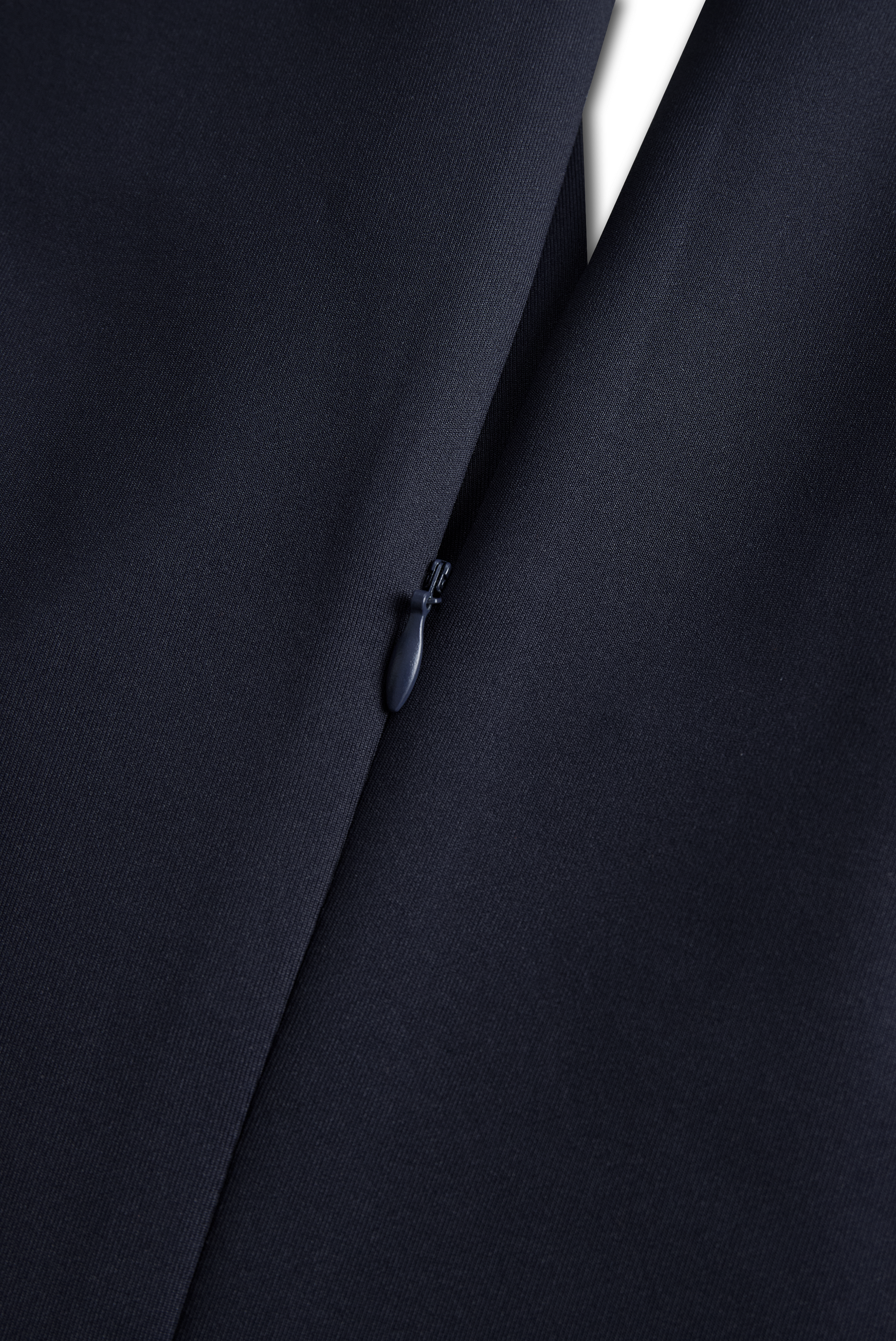 Elegant Sleeveless Navy Sheath Dress - Timeless Professional Chic